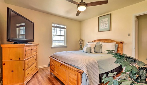 House (2 Bedrooms)