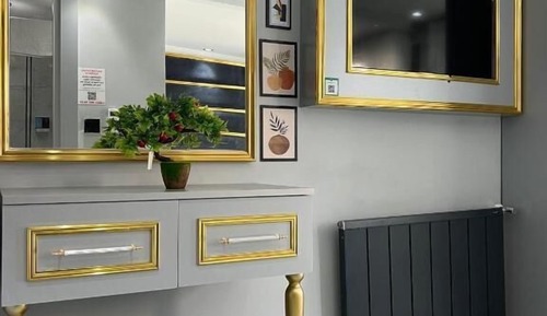 Deluxe Studio Suite