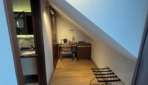 Economy Twin Room
