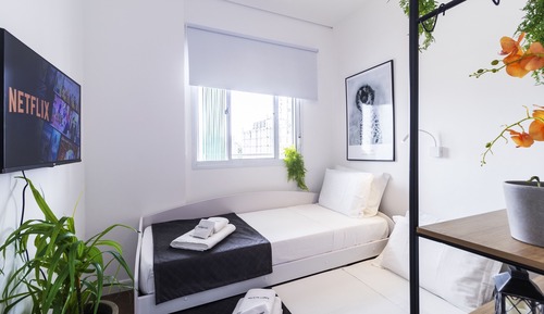 Three Bedroom Apartment in Pinheiros | Pool | AC | Gym