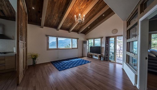 Basic Room, 3 Bedrooms (2cheng durumine)