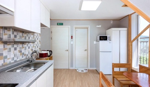 Room (Room 301 (duplex spa/whirlpool indivi)
