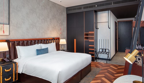 King Accessible Guest Room