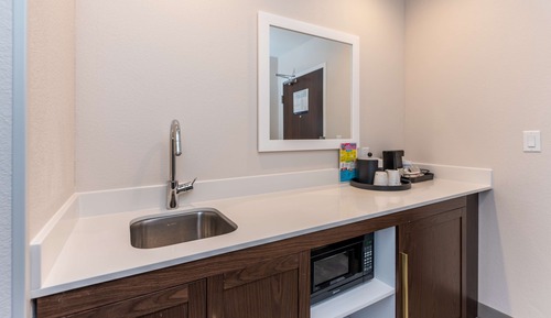 Suite, 2 Queen Beds, Accessible, Refrigerator & Microwave