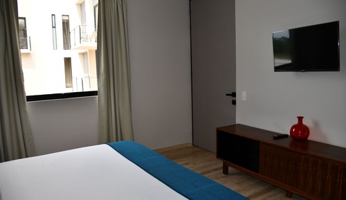 Luxury Apartment, 1 Bedroom, Balcony, Partial Ocean View