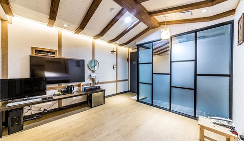 Room (Korean style house)