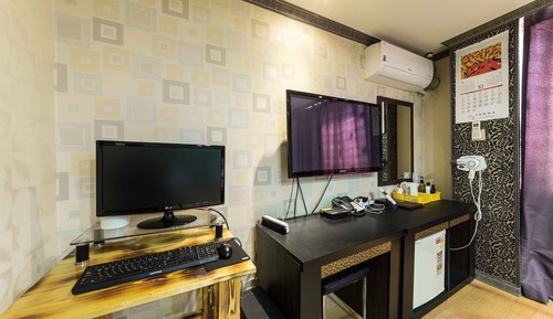 Room (VIP)