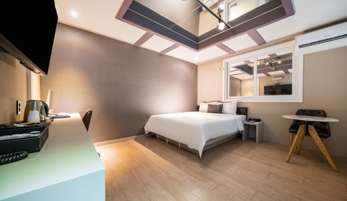 Room (Standard A (All in one PC+Single bath)