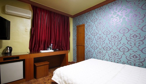 Room (Standard Room)