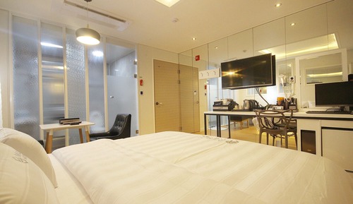 Room (Standard Room)