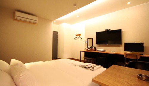 Room (Standard B - Ocean View (NO25 special)