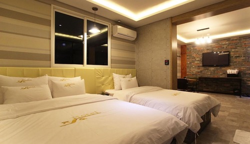Room (Suite (Twin Spa))