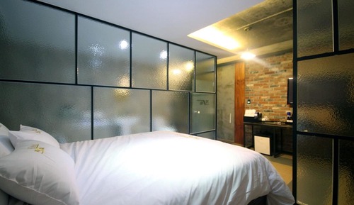 Room (Special Room)
