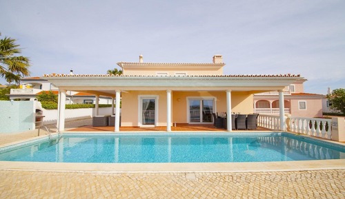 Villa, Accessible