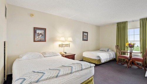 Room, Multiple Beds (TBSDBV)