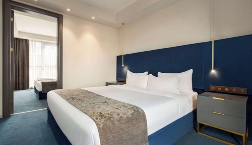 Family Room, Multiple Beds, Non Smoking