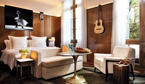 Premier Room, 1 King Bed (Grand)