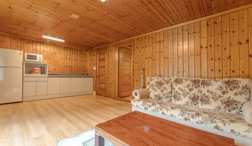 Basic Room, 1 Bedroom (Sannaeeumdong)