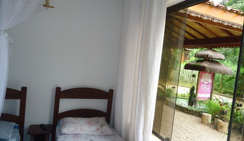 Economy Triple Room