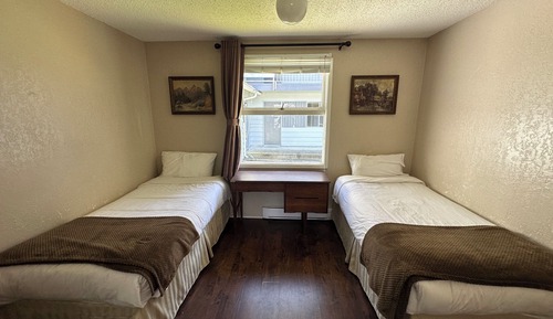 Standard Room, 2 Twin Beds, Kitchenette