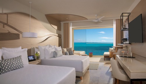 Xhale club Junior Suite Ocean Front Double