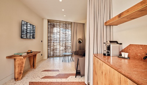 Euphoria Private Pool Suite