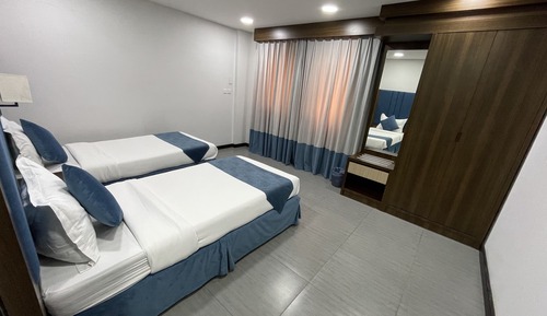 Deluxe Two Bedroom Apartment