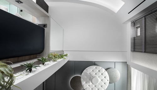Maisonette with Hot Tub & Sea View