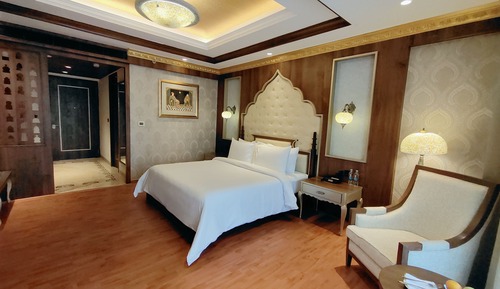 Premium King First Floor Pool Facing