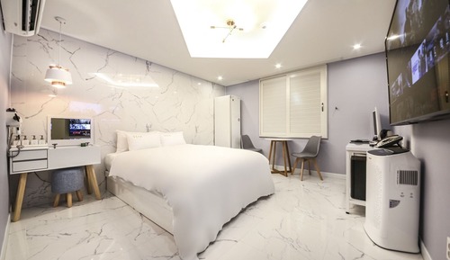 Room (Deluxe Room - Late Check-out 8am (Net)