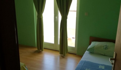 Apartment (Robi- swimming pool and beautiful gar)