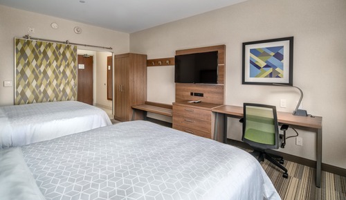 Standard Room, 2 Queen Beds, Accessible (Communications)
