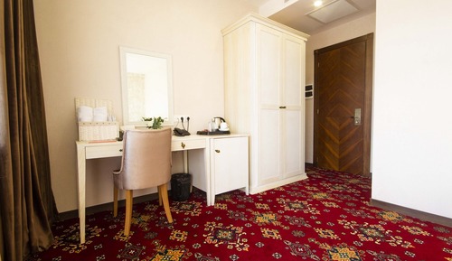 Exclusive Double or Twin Room