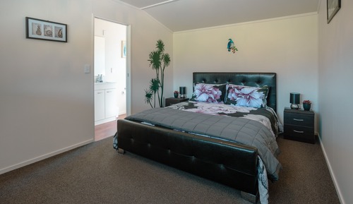 Cottage Tahi