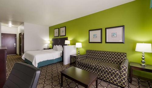 Suite, 1 King Bed, Non Smoking, Refrigerator & Microwave