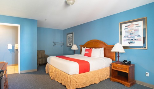 Room, 1 King Bed, Accessible