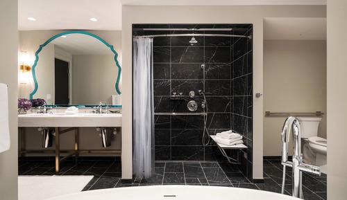 Suite, 1 Bedroom, Non Smoking, Corner (Mobility Accessible, Roll-In Shower)