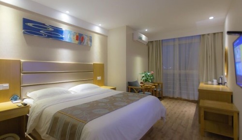 Business King Room