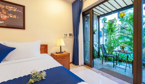 Deluxe Double Room, Pool View
