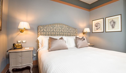 Comfort Room