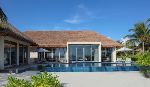Three bedroom sunset beach villa with private pool & free access to VIP seaplane lounge on arrival