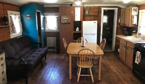 Traditional Cabin (7)