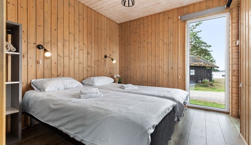Comfort Cabin