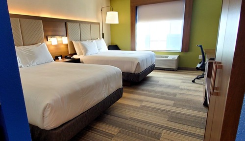 Standard Room, 2 Queen Beds