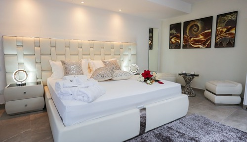 Deluxe Double Room, 1 King Bed