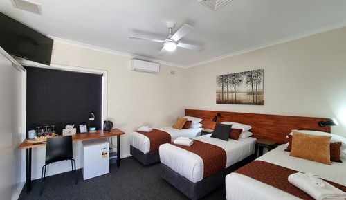 Standard Triple Room