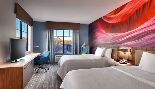 Room, 2 Queen Beds, City View, Corner