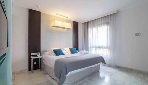 Classic Room, 1 Queen Bed