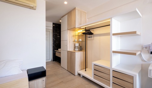 Junior Suite Land View