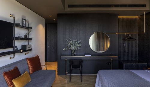 Family Room, Balcony